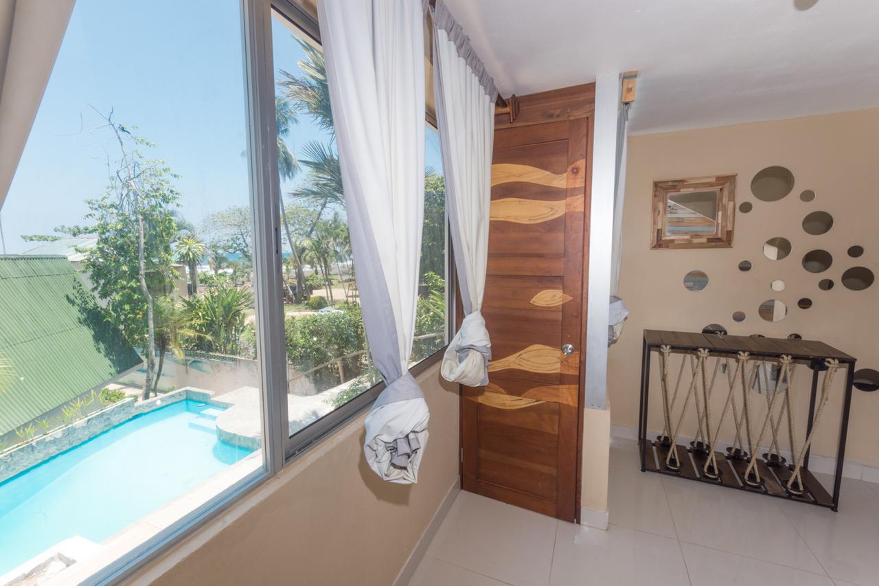 Hotel Las Olas Puntarenas Exterior photo