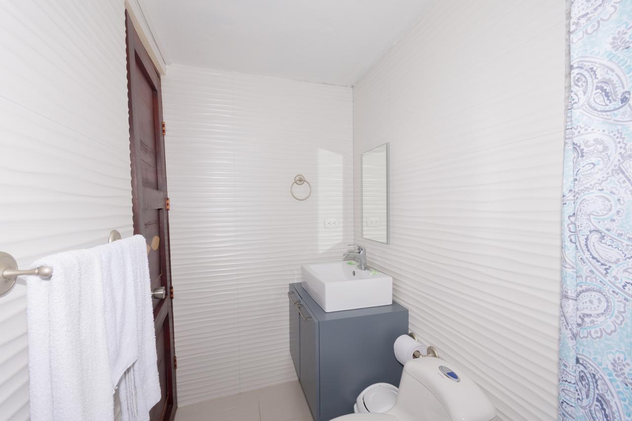 Hotel Las Olas Puntarenas Exterior photo